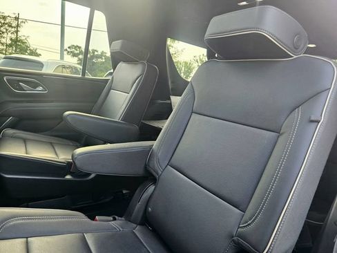 Used 2023 Chevrolet Tahoe Premier AWD/4WD image 24