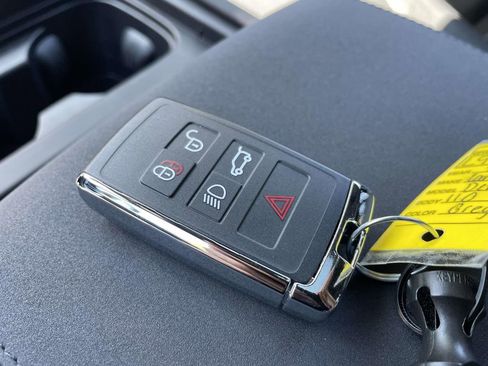 Used 2023 Land Rover Defender 110 S AWD/4WD image 40