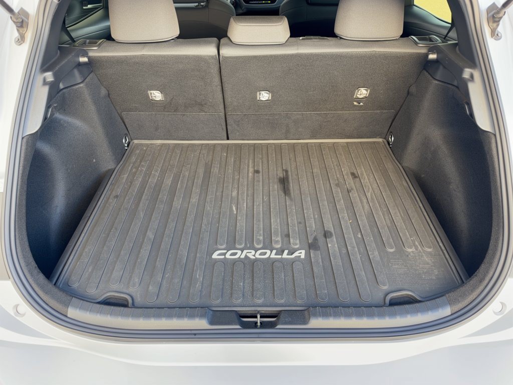 Used 2021 Toyota Corolla SE FWD image 28