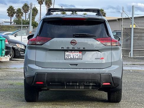 Used 2025 Nissan Rogue Rock Creek image 7