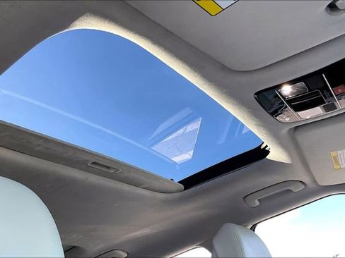 Used 2024 Hyundai Santa Fe Calligraphy image 29