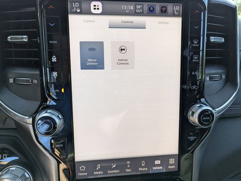 Used 2025 RAM 1500 Laramie image 24