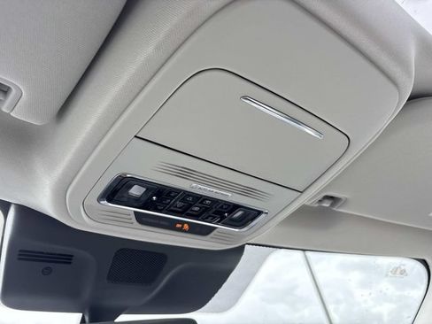 New 2026 Lincoln Navigator Reserve w/ Jet Appearance Package AWD/4WD image 31