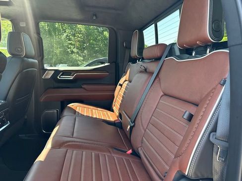 Used 2023 GMC Sierra 1500 Denali Ultimate AWD/4WD image 19