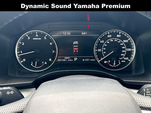 Used 2025 Mitsubishi Outlander SE AWD/4WD image 3