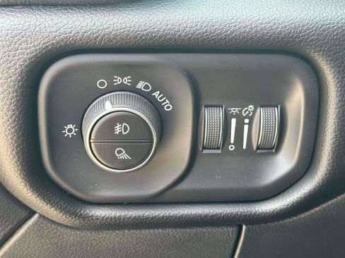 Used 2025 RAM 2500 Laramie w/ Night Edition AWD/4WD image 20