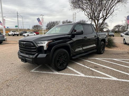 Used 2022 Toyota Tundra SR5 image 2
