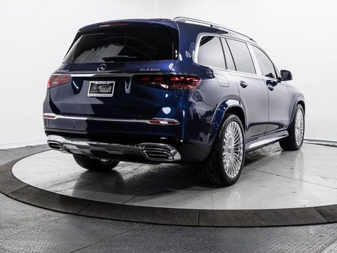 Used 2024 Mercedes-Benz Maybach GLS 600 4MATIC image 35