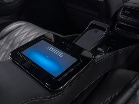 Used 2025 Mercedes-Benz Maybach GLS 600 4MATIC image 87