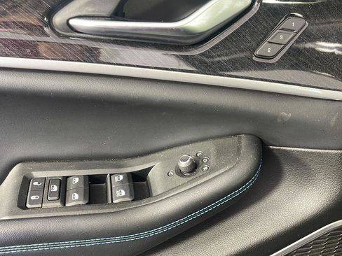 Used 2023 Jeep Grand Cherokee Trailhawk w/ Advanced Protech Group II AWD/4WD image 14