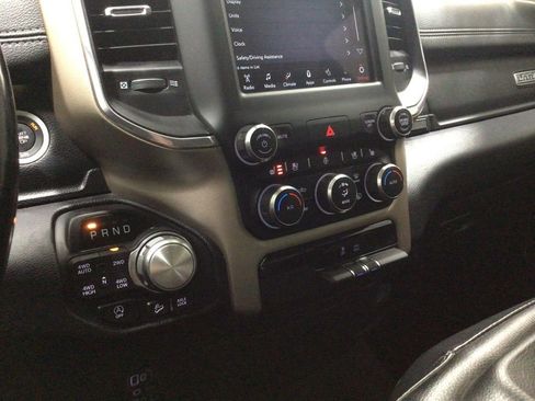 Used 2020 RAM 1500 Laramie w/ Off Road Group image 15