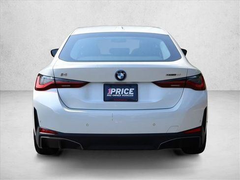 Used 2023 BMW i4 eDrive40 RWD image 9