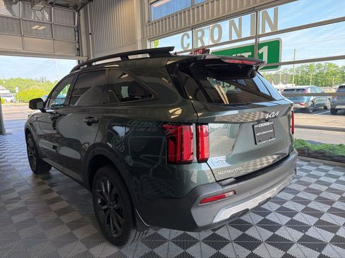 Used 2023 Kia Sorento SX Prestige AWD/4WD image 4