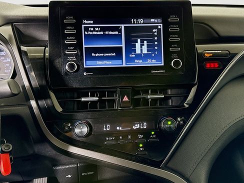 Used 2023 Toyota Camry LE FWD image 18