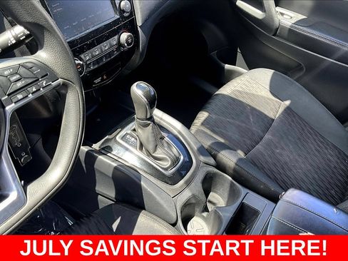 Used 2019 Nissan Rogue S AWD/4WD image 19