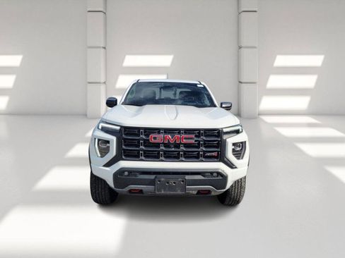 Used 2023 GMC Canyon AT4 w/ AT4 Premium Package AWD/4WD image 2