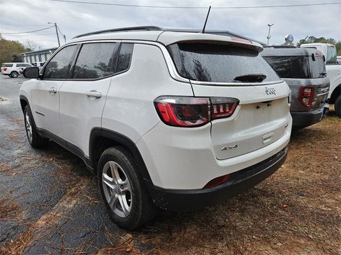 Used 2023 Jeep Compass Latitude w/ Sun and Sound Group image 7