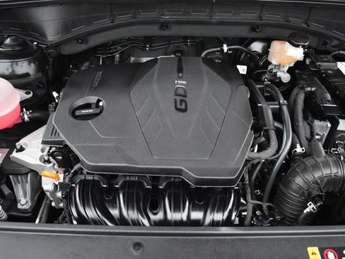 Used 2025 Kia Sorento S image 34