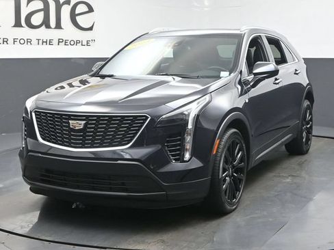 Used 2023 Cadillac XT4 Luxury w/ Cold Weather Package FWD image 40