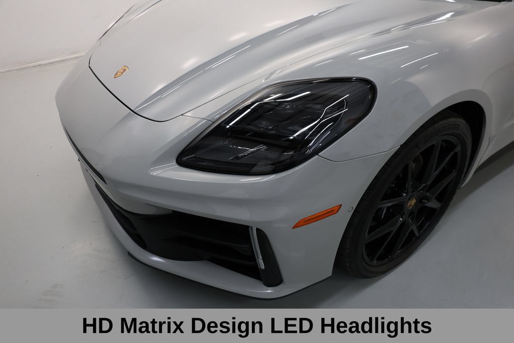 Used 2026 Porsche Panamera image 46