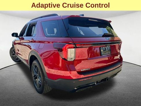Certified 2025 Ford Explorer ST-Line w/ Premium Package AWD/4WD image 11