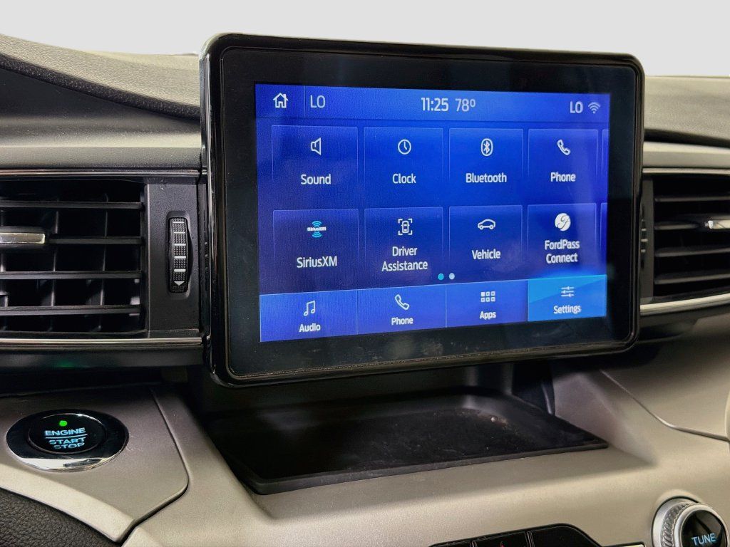 Used 2020 Ford Explorer XLT w/ Equipment Group 202A RWD image 33