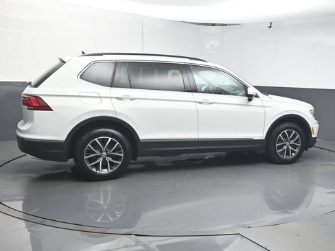 Used 2020 Volkswagen Tiguan SE FWD image 8