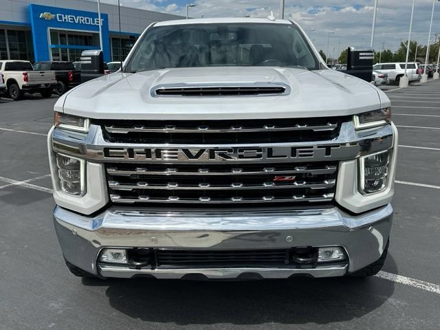 Used 2022 Chevrolet Silverado 3500 LTZ w/ LTZ Plus Package AWD/4WD image 12