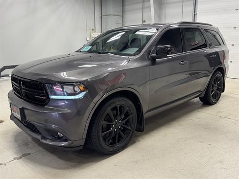 Used 2017 Dodge Durango R/T w/ Technology Group AWD/4WD image 3