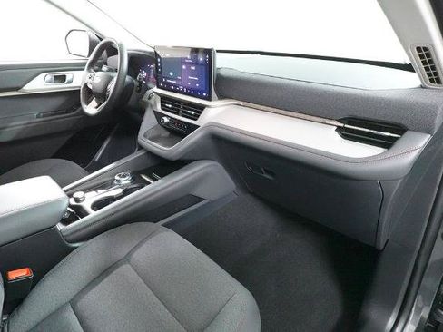 Certified 2025 Ford Explorer Active AWD/4WD image 36