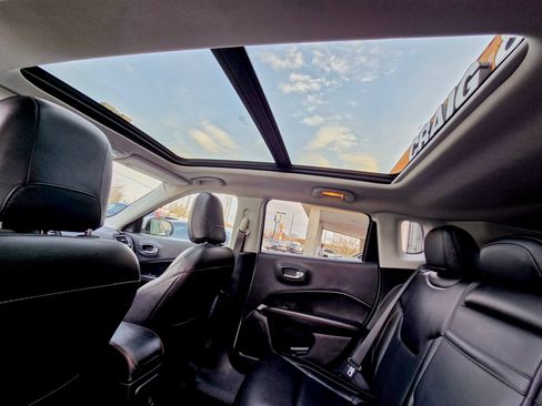 Used 2018 Jeep Compass Limited w/ Navigation Group image 7