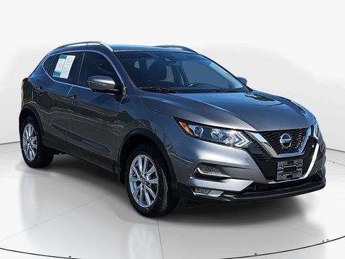 Used 2021 Nissan Rogue Sport SV w/ Technology Package AWD/4WD image 3