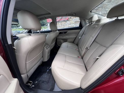 Used 2015 Nissan Altima 2.5 SL w/ Technology Package FWD image 15