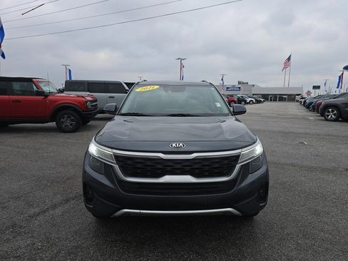 Used 2021 Kia Seltos S image 10