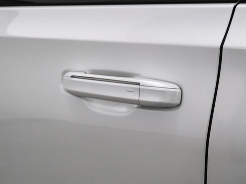 Used 2021 Cadillac Escalade Sport RWD image 37