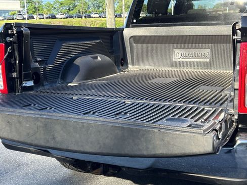 Used 2024 RAM 2500 Big Horn AWD/4WD image 31