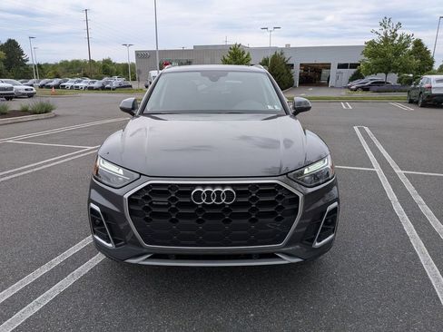 Certified 2023 Audi Q5 2.0T Premium w/ Convenience Package AWD/4WD image 2