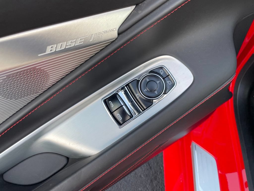 Used 2025 Chevrolet Corvette Stingray Premium Cpe w/ Z51 Performance Package RWD image 16