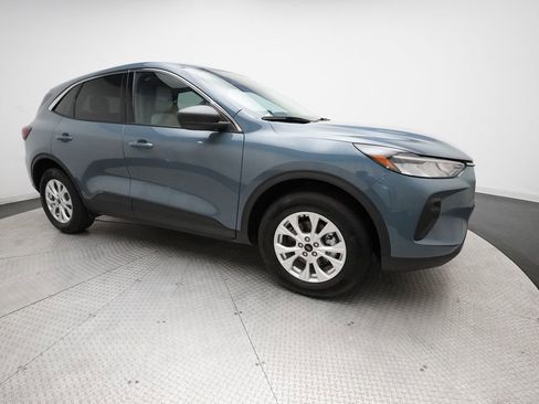 Used 2023 Ford Escape Active AWD/4WD image 36