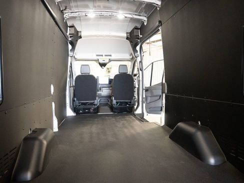 New 2026 Ford Transit 250 148 High Roof RWD image 23