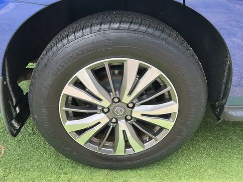 Used 2019 Nissan Pathfinder S AWD/4WD image 49