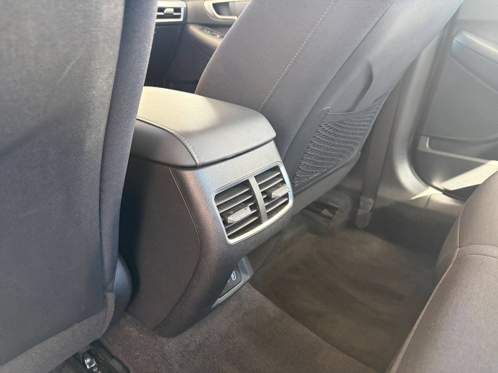 Used 2025 Hyundai Sonata SEL FWD image 22