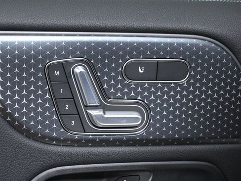 New 2025 Mercedes-Benz GLA 250 4MATIC image 26