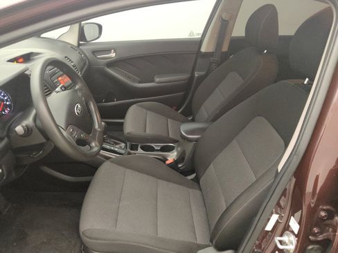 Used 2017 Kia Forte LX FWD image 17