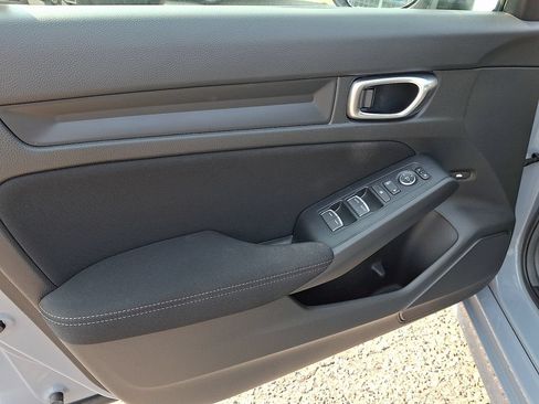Used 2024 Honda Civic Sport image 12
