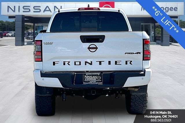 Used 2024 Nissan Frontier PRO-4X w/ Technology Package AWD/4WD image 6