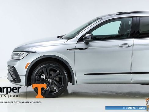 Used 2023 Volkswagen Tiguan SE R-Line AWD/4WD image 41