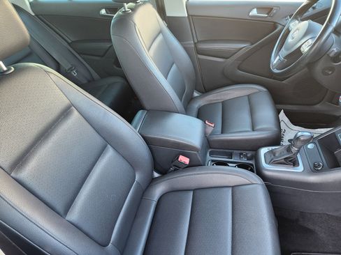Used 2016 Volkswagen Tiguan SE image 27