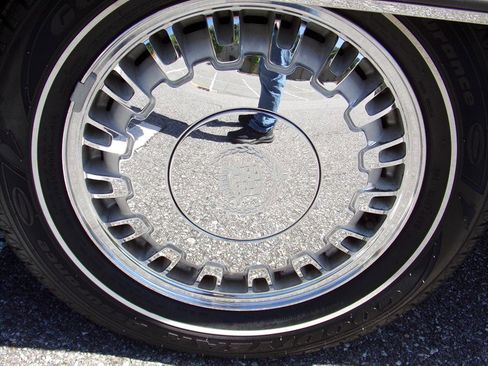 Used 1996 Cadillac De Ville Sedan FWD image 22