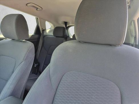 Used 2021 Hyundai Tucson Value FWD image 5